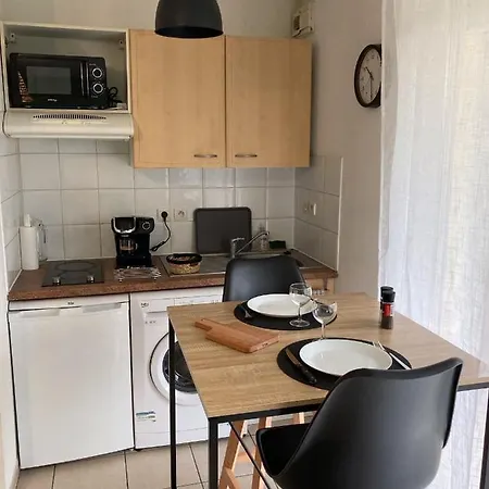 Apartamento Calme Dans Belle Résidence Avec Piscine • Parking • Wifi Toulouse